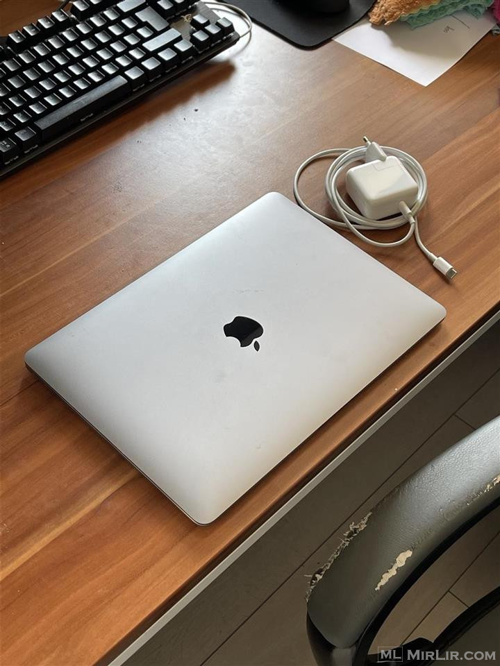 Apple MacBook Air M1 Chip 512GB