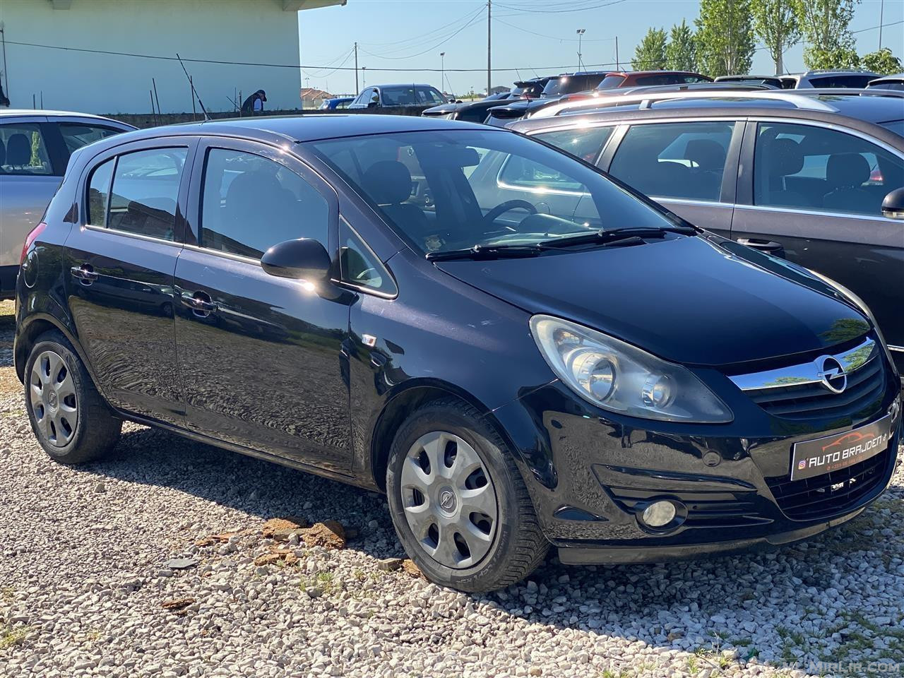 opel corsa 1.3 naft 2009