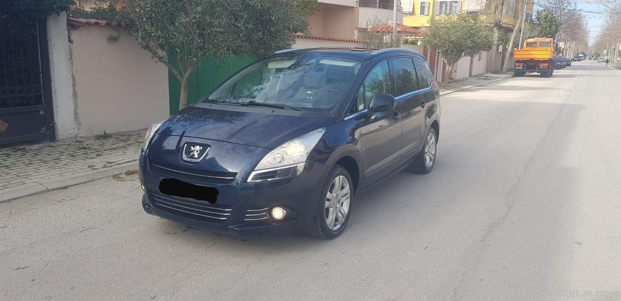 Shitet Peugeot 5008 2011