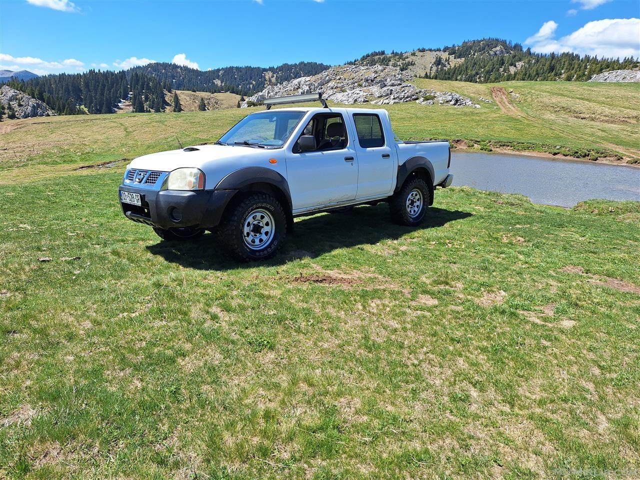 Nissan navara