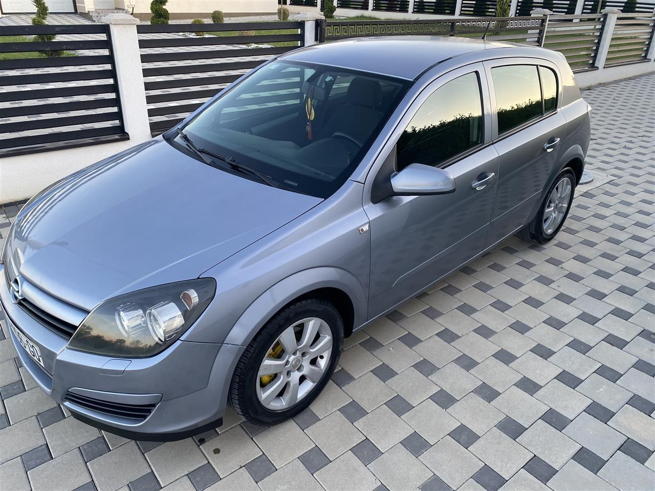 Opel Astra Dizel 1.7 viti 2005