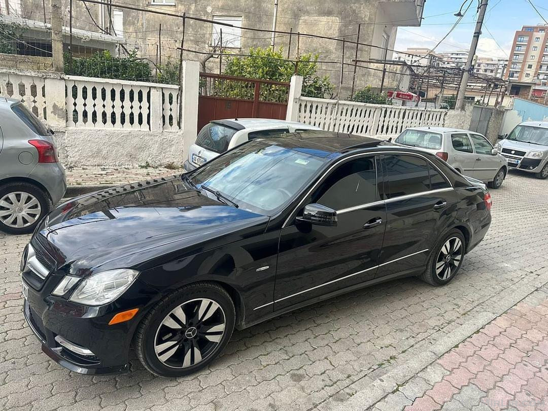 Mercedes Benz 350D okaziom