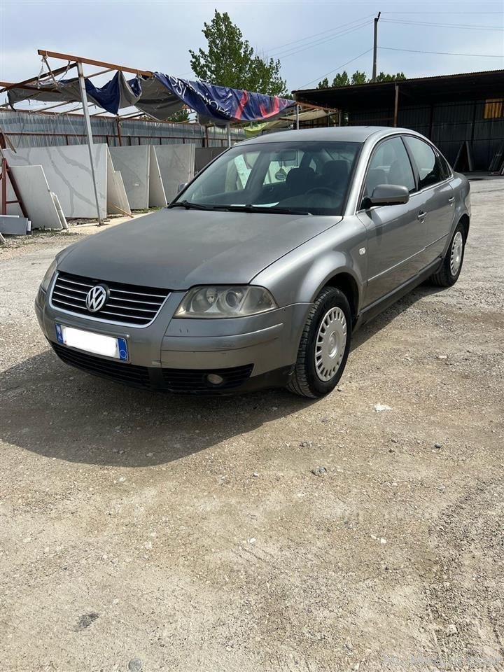 Shitet Passat ne gjendje te mire. Cmimi 2300 euro