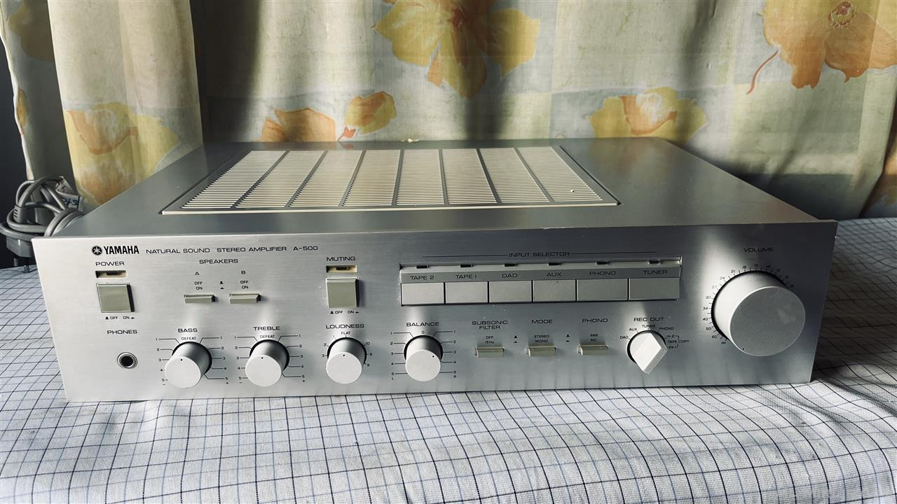 Amplifikator YAMAHA a-500 