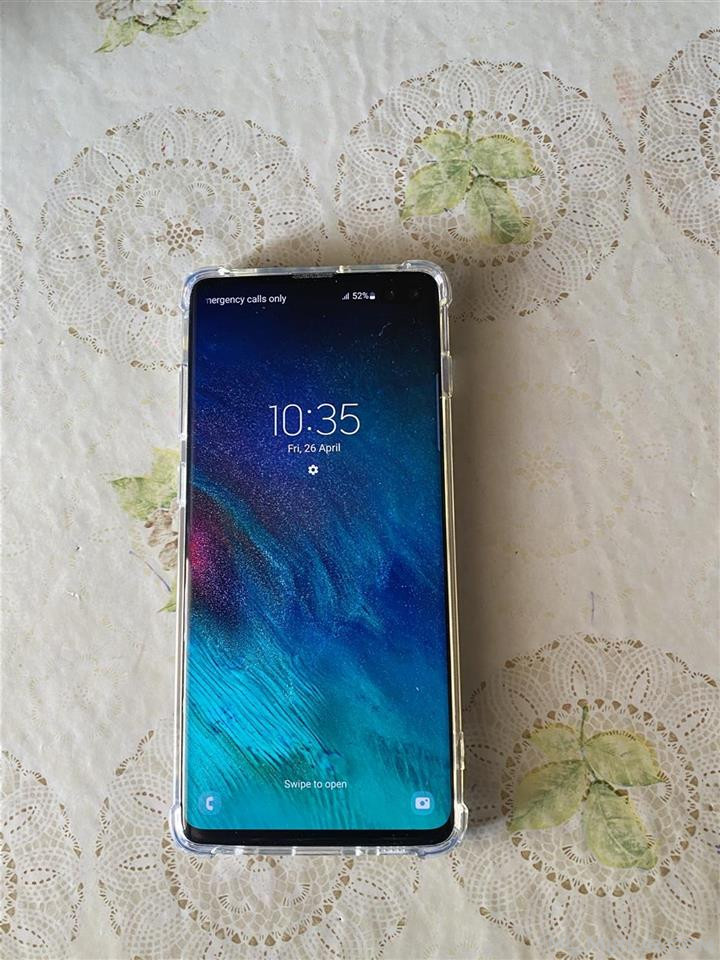 Samsung galaxy S10 plus +
