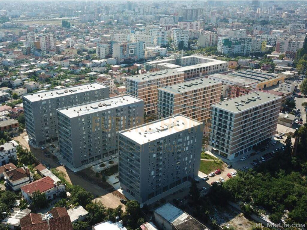 Shitet, Apartament 2+1+2+Post Parkimi, Don Bosco, Tiranë. UN