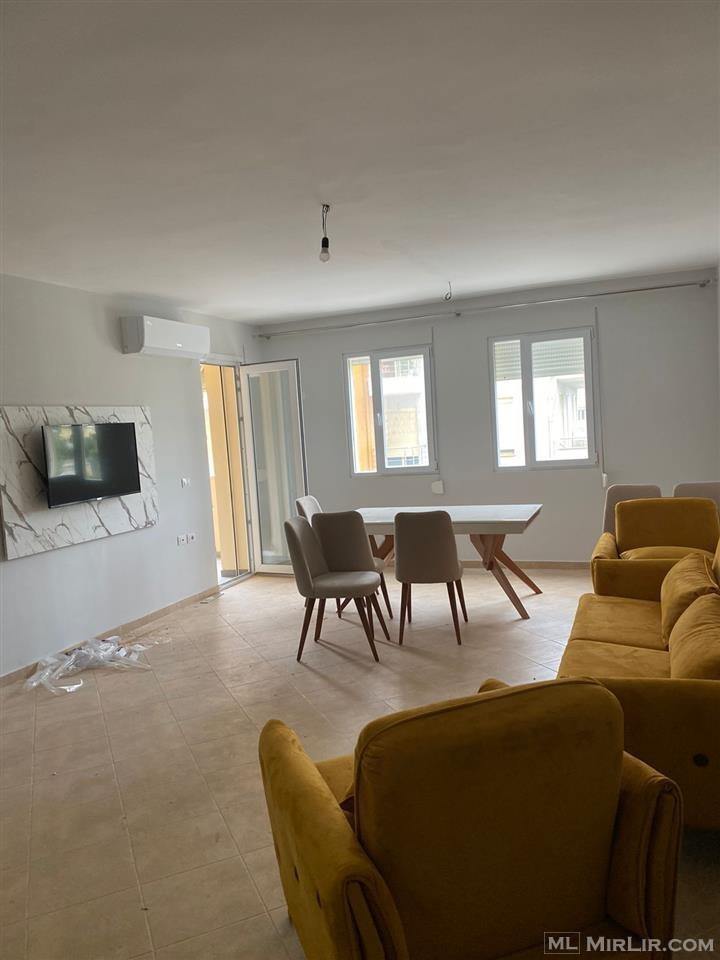 Shitet apartament 2+1 tek Hotel Kraal, Plazhi Vjeter!