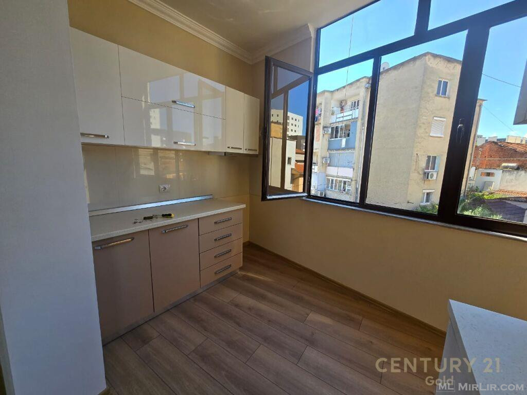 Shesim Apartament 2+1 te Mine Peza!  170,000 €