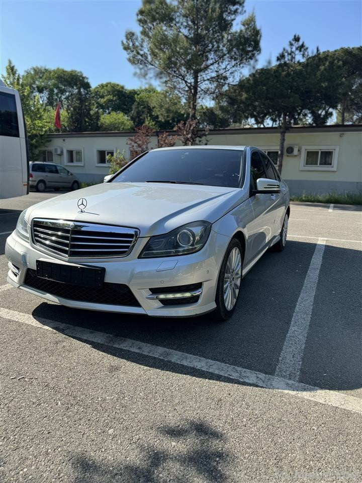 Mercedes Benz C-Class 220 CDI 2014