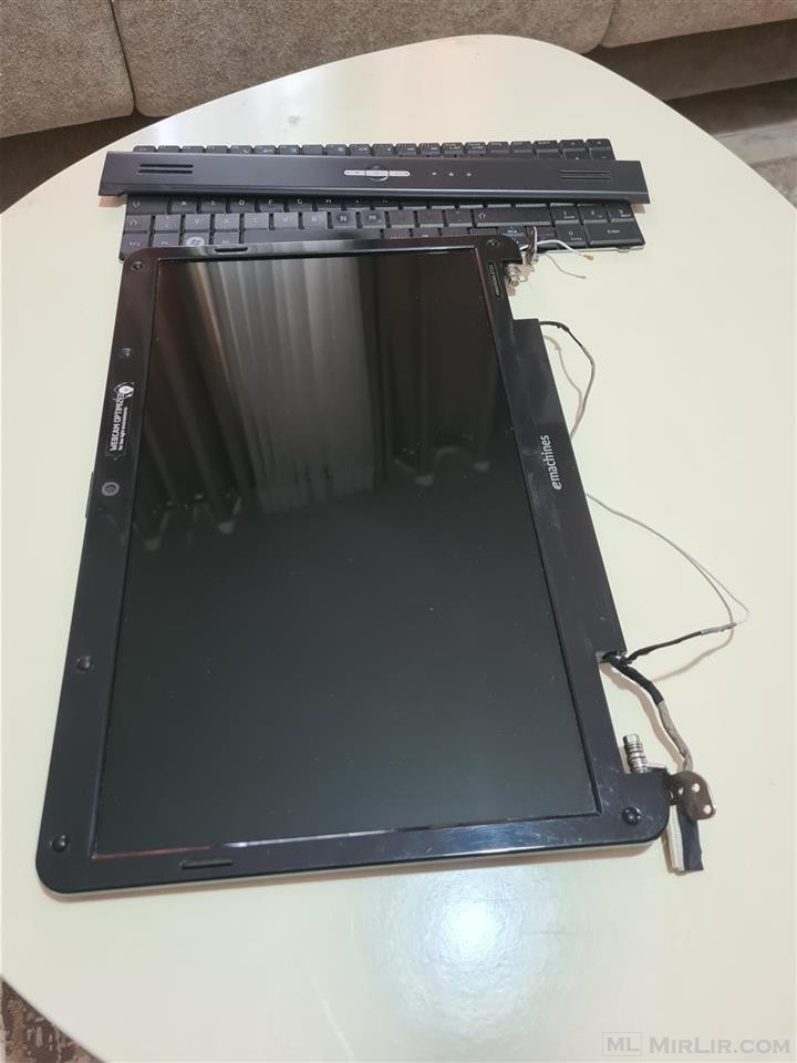 ekran laptopi emachine