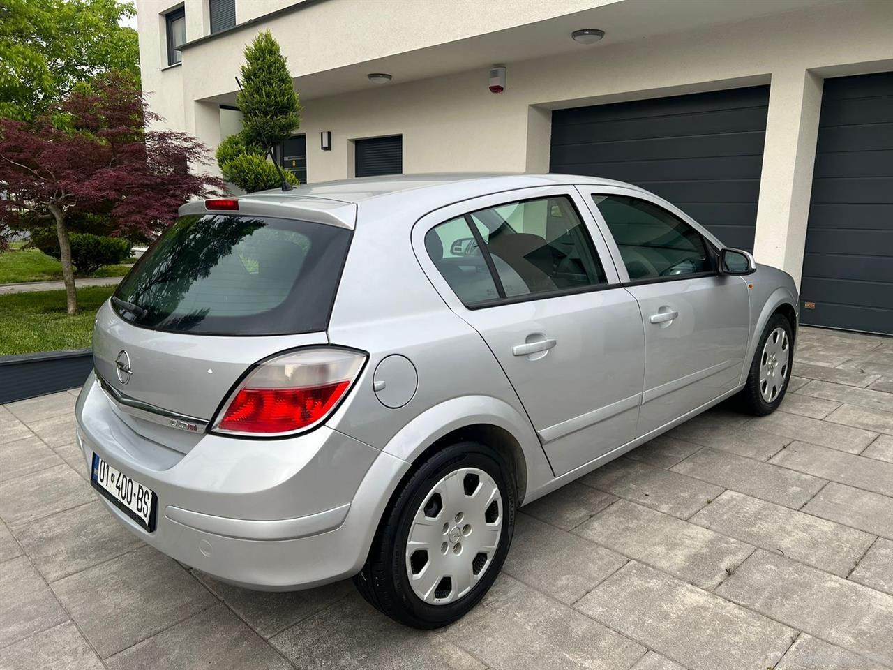 - OPELL ASTRA 1.7 DIZELL CDTI VITI 2005 RKS 5 MUAJ -