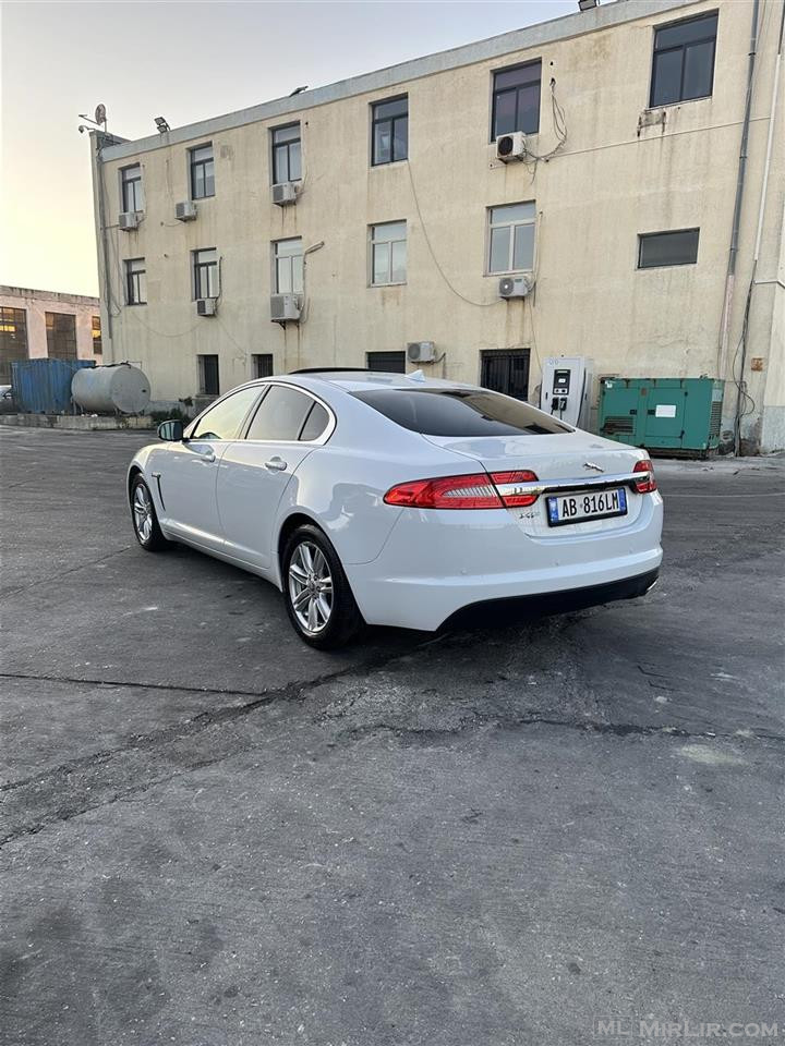 JAGUAR XF 2.2 NAFT 2013 FULL