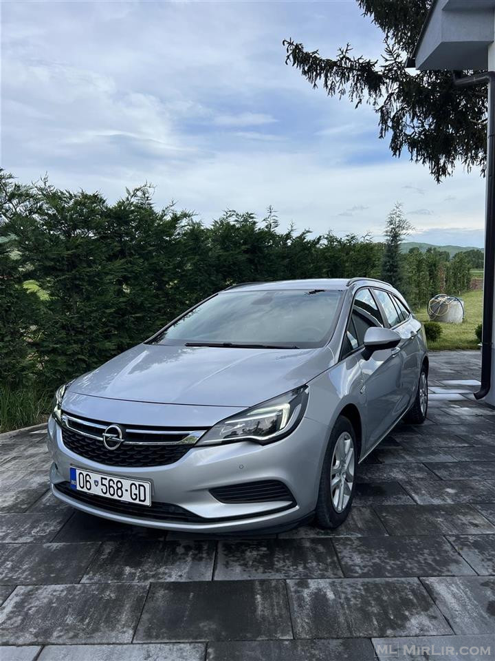 Opel Astra K 1.6 diesel 2017 automatik