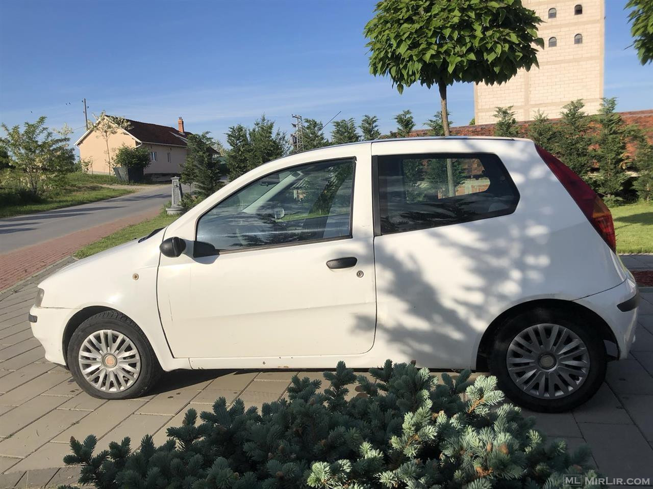 Fiat Punto 1.9 Jtd, për pjes