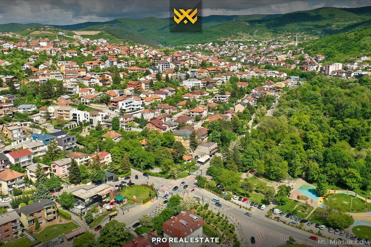 Shtëpi 220m² për #SHITJE në Taslixhe.