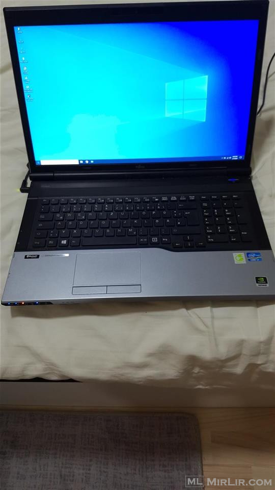 Laptop Fujitsu Lifebook N532