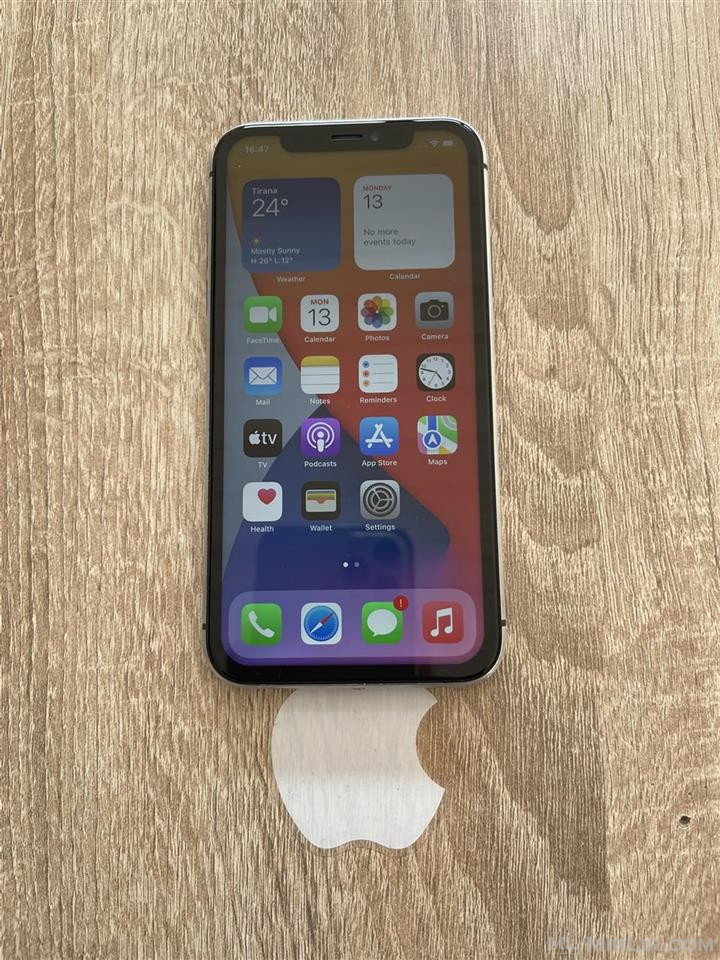 iPhone XR 64 GB 