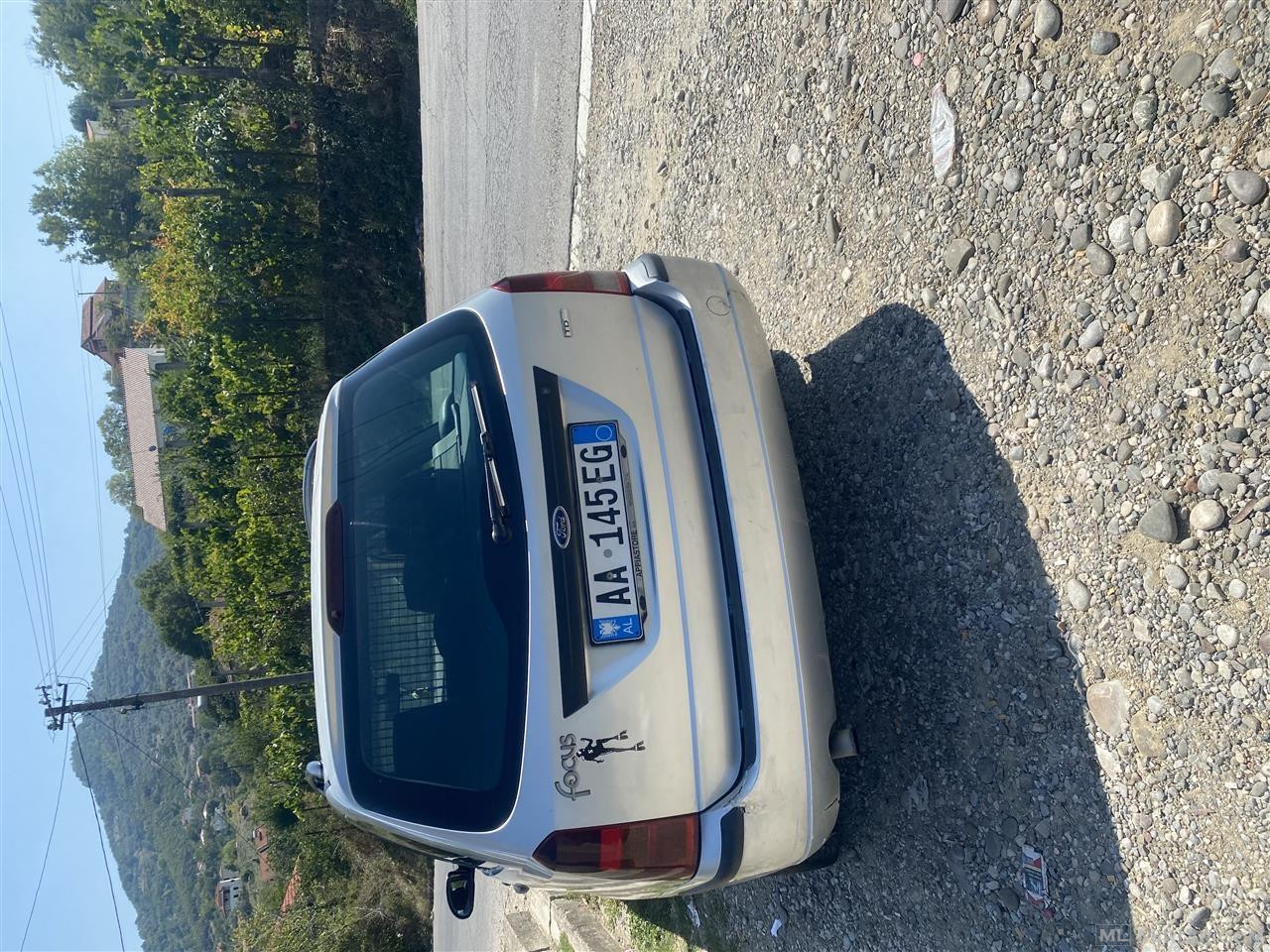 shitet ford focus 1.300€