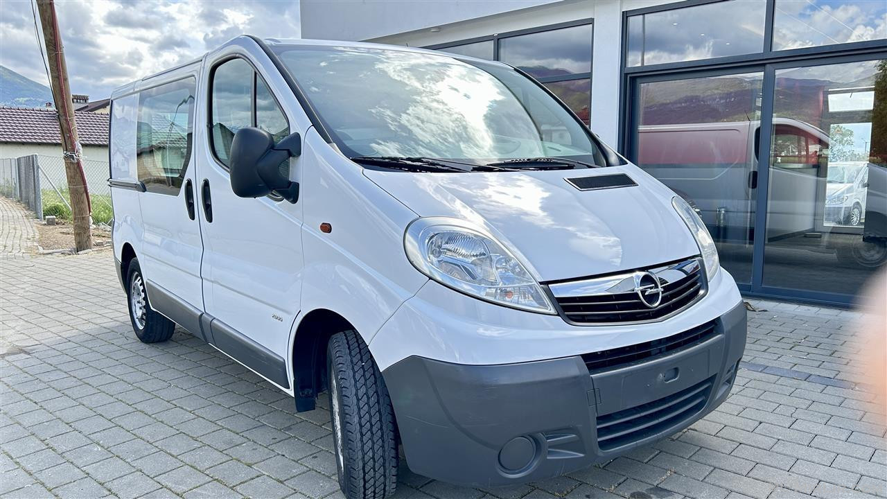 Opel Vivaro 2.0 DCi Me Klim - 049-182-997