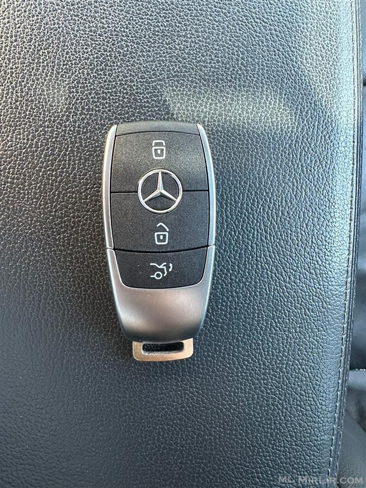 Cels Mercedes Benz