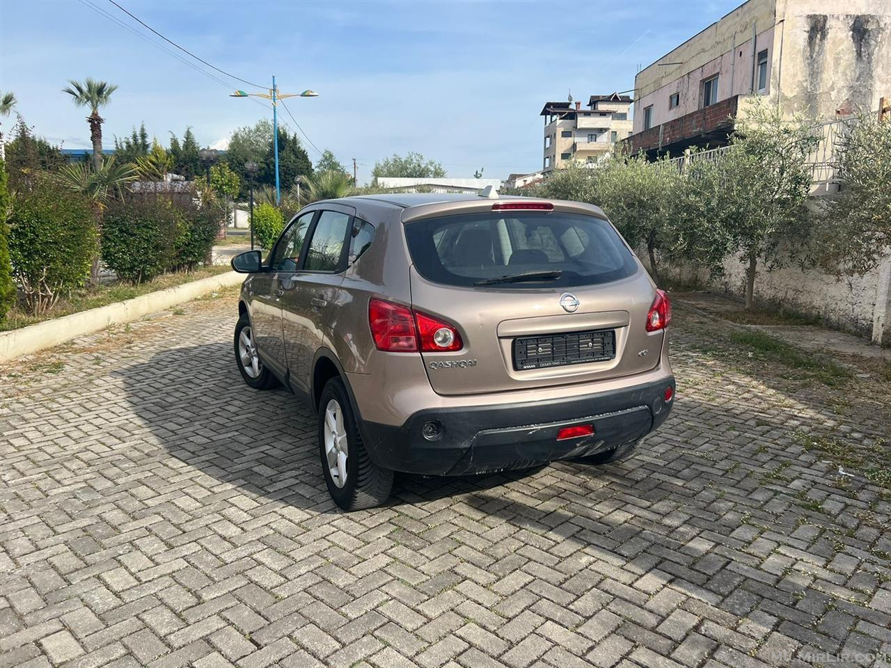 Nisan qashqai 