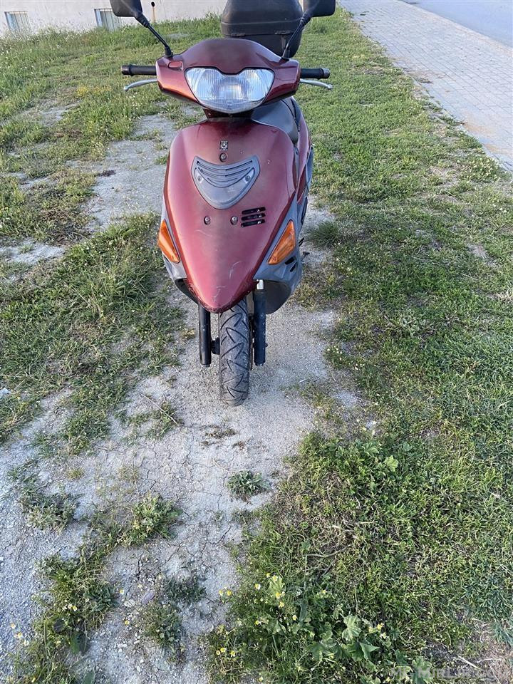 Suzuki 125 kubik