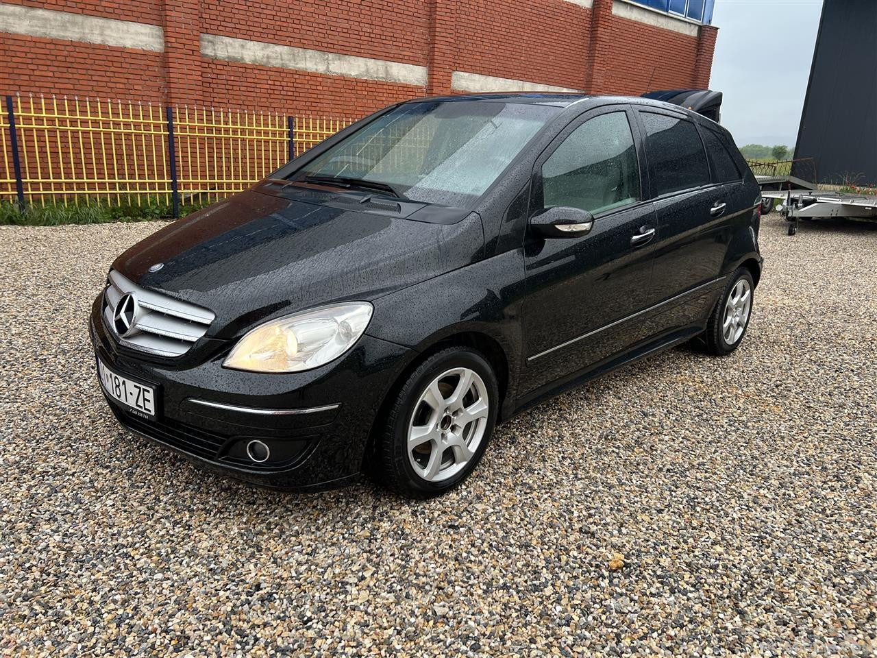 Mercedes B Clase Automatik viti 2006