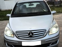 Mercedes-Benz B180