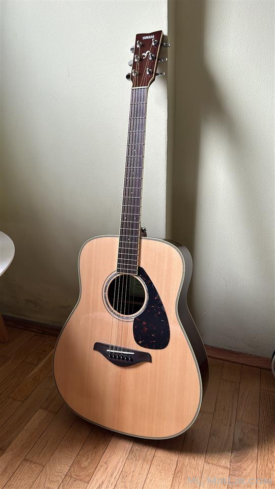 Kitare Yamaha FG830N