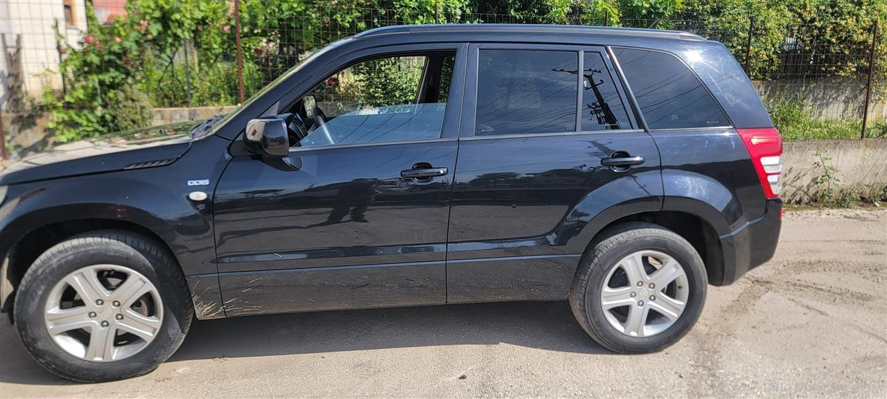 Suzuki grand vitara 1.9 naft viti 2008 me letra te paguara 