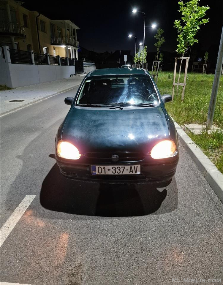 Shitet Corsa 1.4 Benzin Me Klim Urgjent