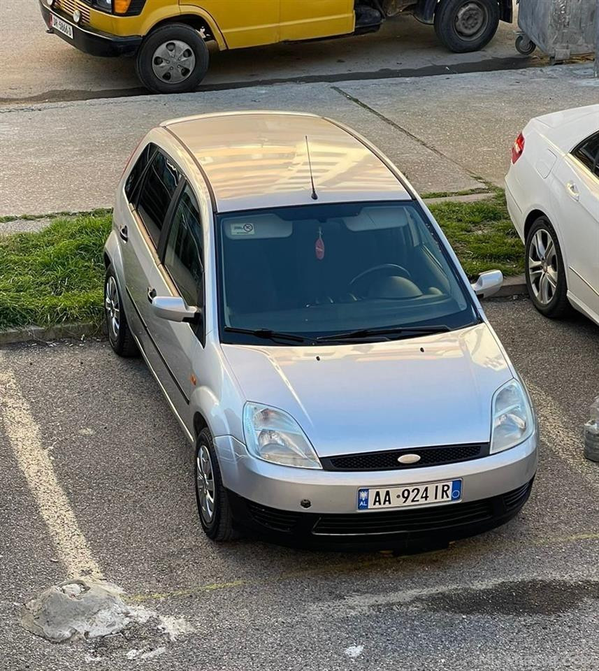 ford fiesta benzin gaz 1.4 2200 euro manual me letrra 