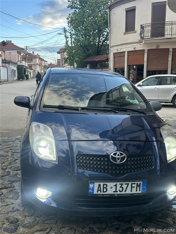 Yaris 1.3 b/g manuale