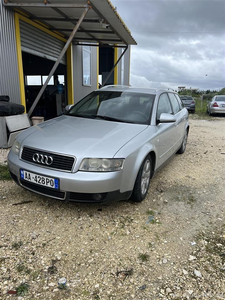 Audi A4 ne super gjendje.