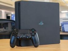 Playstation 4 Slim 1000GB me 30 lojera Transporti Gratis