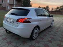 PEUGEOT  308