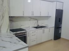 ?  Apartament 1+1  me qira (afatgjat) prane  ish- shtepise