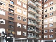 Shitet Banesa 3 dhomëshe 90m² në katin 7 te Lagjja e Muhaxherëve