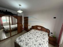 0696044433Shitet, Apartament 2+1, Tek Stadiumi, Durres