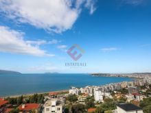  Apartment with Sea View and private Jacuzzi
