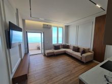 JEPET ME QERA APARTAMENT 1+1, PLAZH, DURRES.