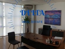 Zyre afariste 340m2 me qira ne qender!DELTA