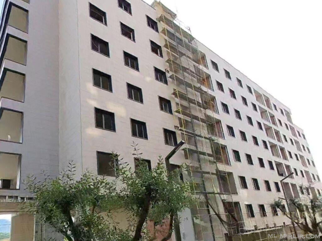 Apartament 2+1+2 për Shitje në Liqeni i Thatë