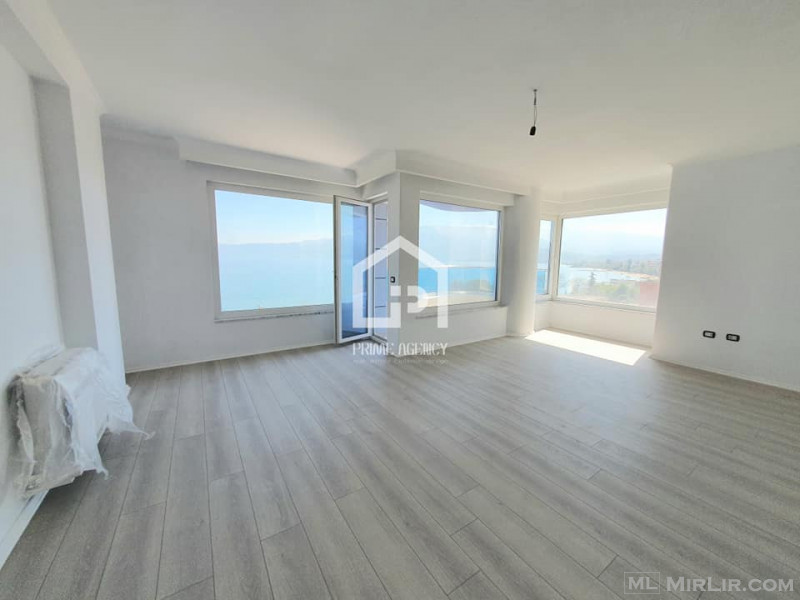 SHITET : Super Apartament 2+1+2 /ZONA : Pogradec /PAMJE BALLORE NGA LIQENI 