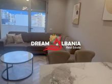 Jepet me qera apartament 2+1+2 ne Qender , prane Lincoln Cen