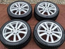 Shes 4 Goma PIRELLI 225.45.R17 me disqe alumini Benz Gjerman