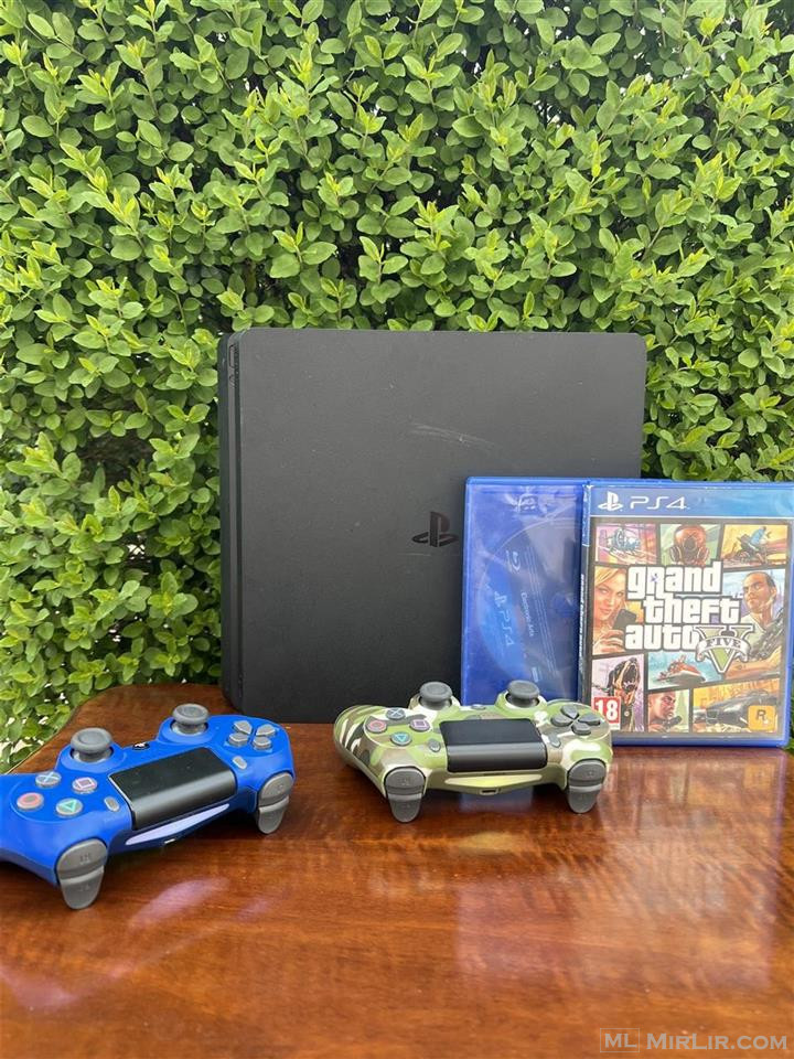PLAY STATION 4 SLIM