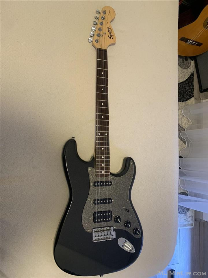 Gitare Eleke Squier Fender