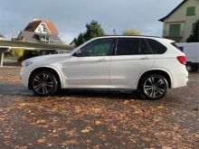Shes BMW X5