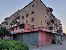 Shitet apartament 4+1 me sip. 123 m2 Lushnje